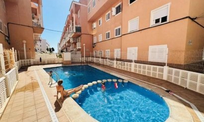Reventa - Apartamento / piso - Torrevieja - La Mata pueblo