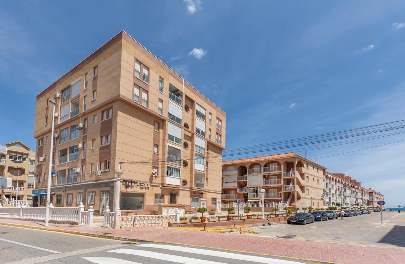 Reventa - Apartamento / piso - Torrevieja - La Mata pueblo