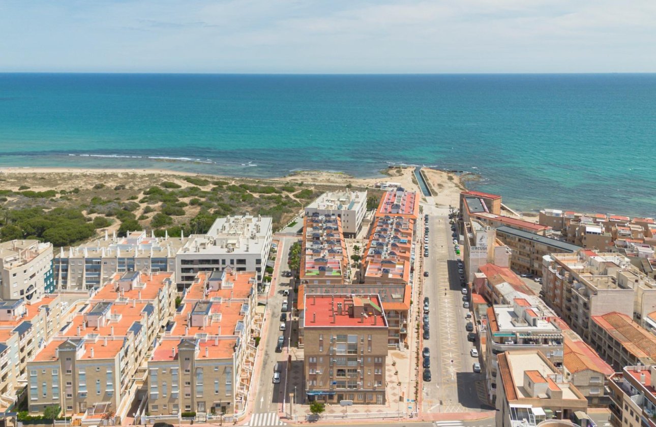 Reventa - Apartamento / piso - Torrevieja - La Mata pueblo
