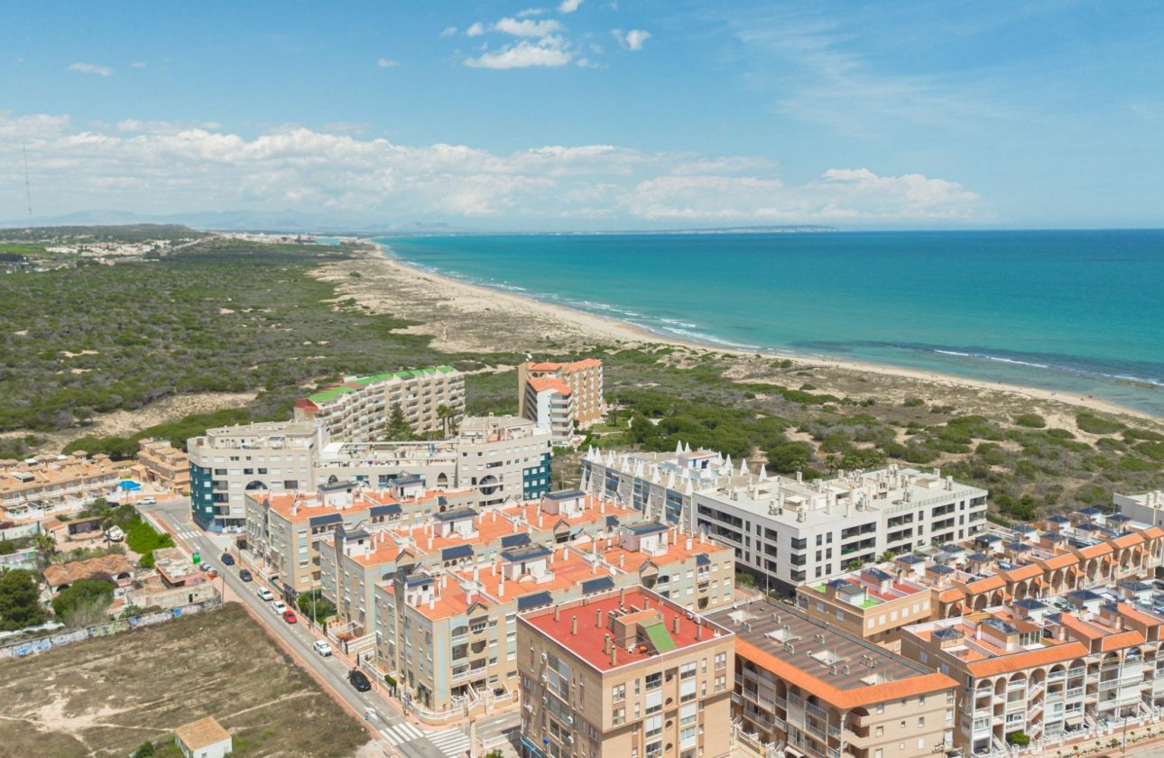 Reventa - Apartamento / piso - Torrevieja - La Mata pueblo