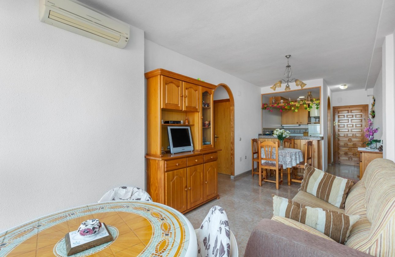 Reventa - Apartamento / piso - Torrevieja - La Mata pueblo
