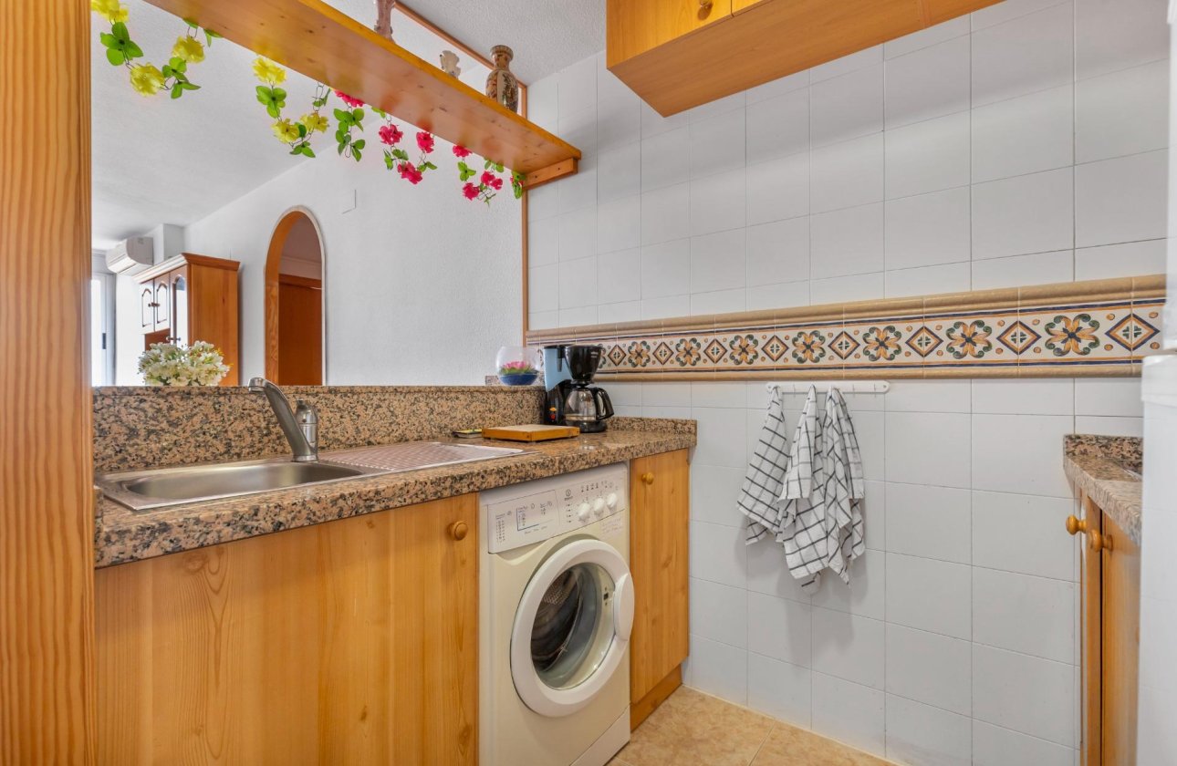 Reventa - Apartamento / piso - Torrevieja - La Mata pueblo
