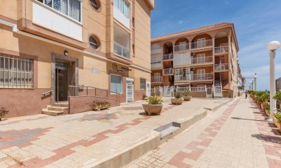 Reventa - Apartamento / piso - Torrevieja - La Mata pueblo