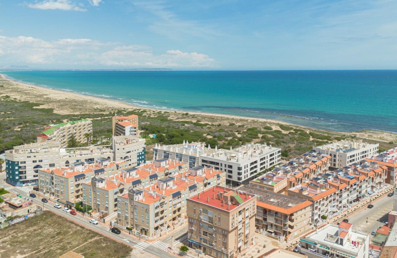Reventa - Apartamento / piso - Torrevieja - La Mata pueblo
