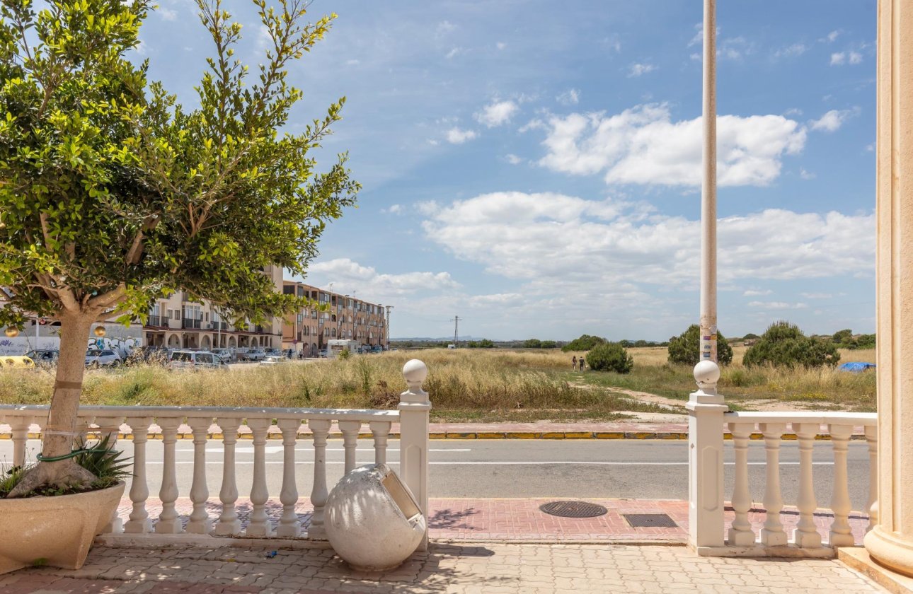 Reventa - Apartamento / piso - Torrevieja - La Mata pueblo