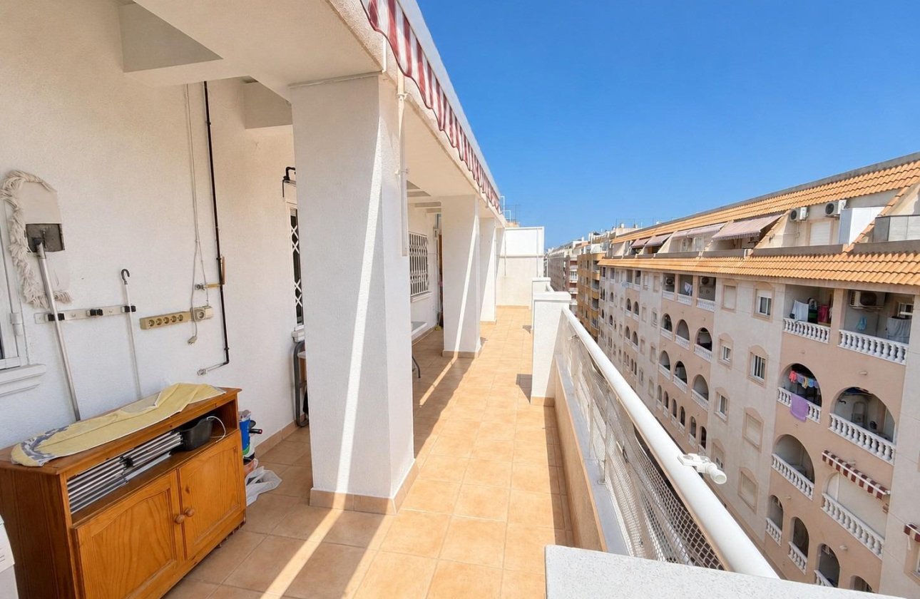 Reventa - Ático - Torrevieja - Estacion de autobuses
