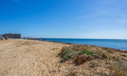 Resale - Apartment / flat - Torrevieja - Playa del Cura