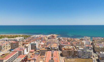 Resale - Apartment / flat - Torrevieja - La Mata pueblo