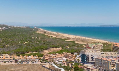 Resale - Apartment / flat - Torrevieja - La Mata pueblo