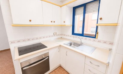 Resale - Apartment / flat - Torrevieja - Estacion de autobuses