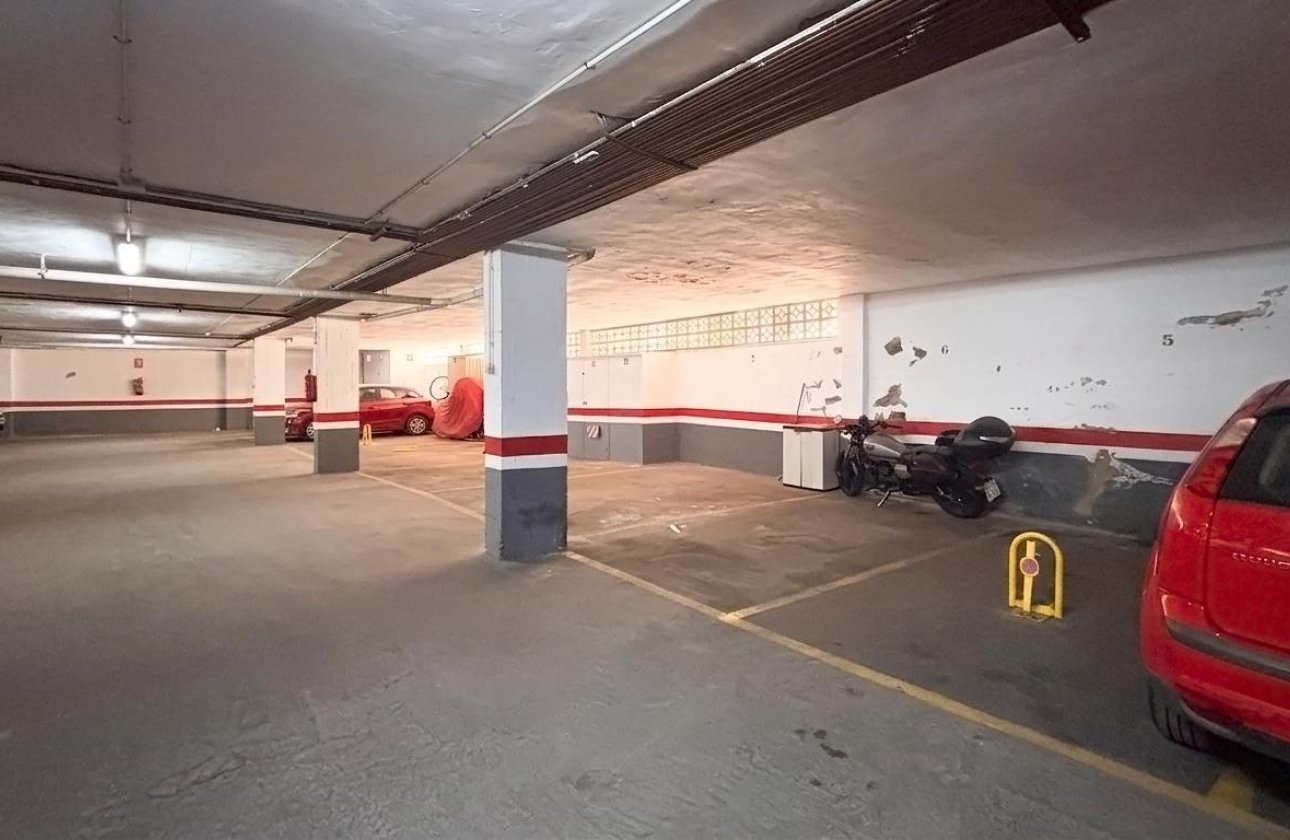 Resale - Apartment / flat - Guardamar del Segura - Centro