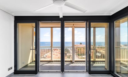 Resale - Apartment / flat - Torrevieja - Rocio del Mar