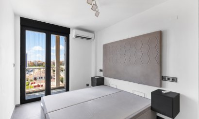 Resale - Apartment / flat - Torrevieja - Rocio del Mar