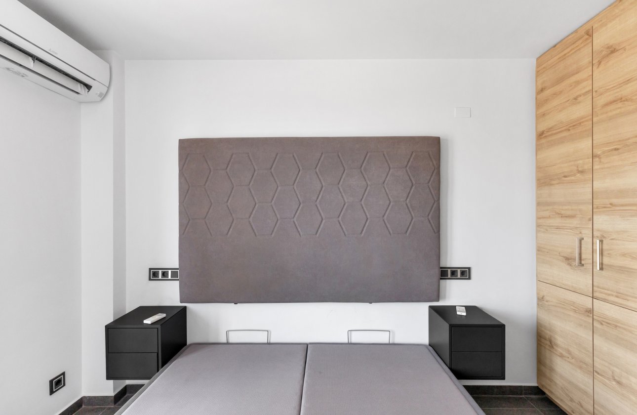 Resale - Apartment / flat - Torrevieja - Rocio del Mar