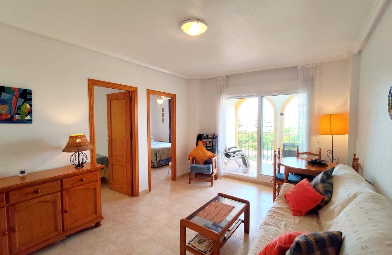 Reventa - Apartamento / piso - La Zenia