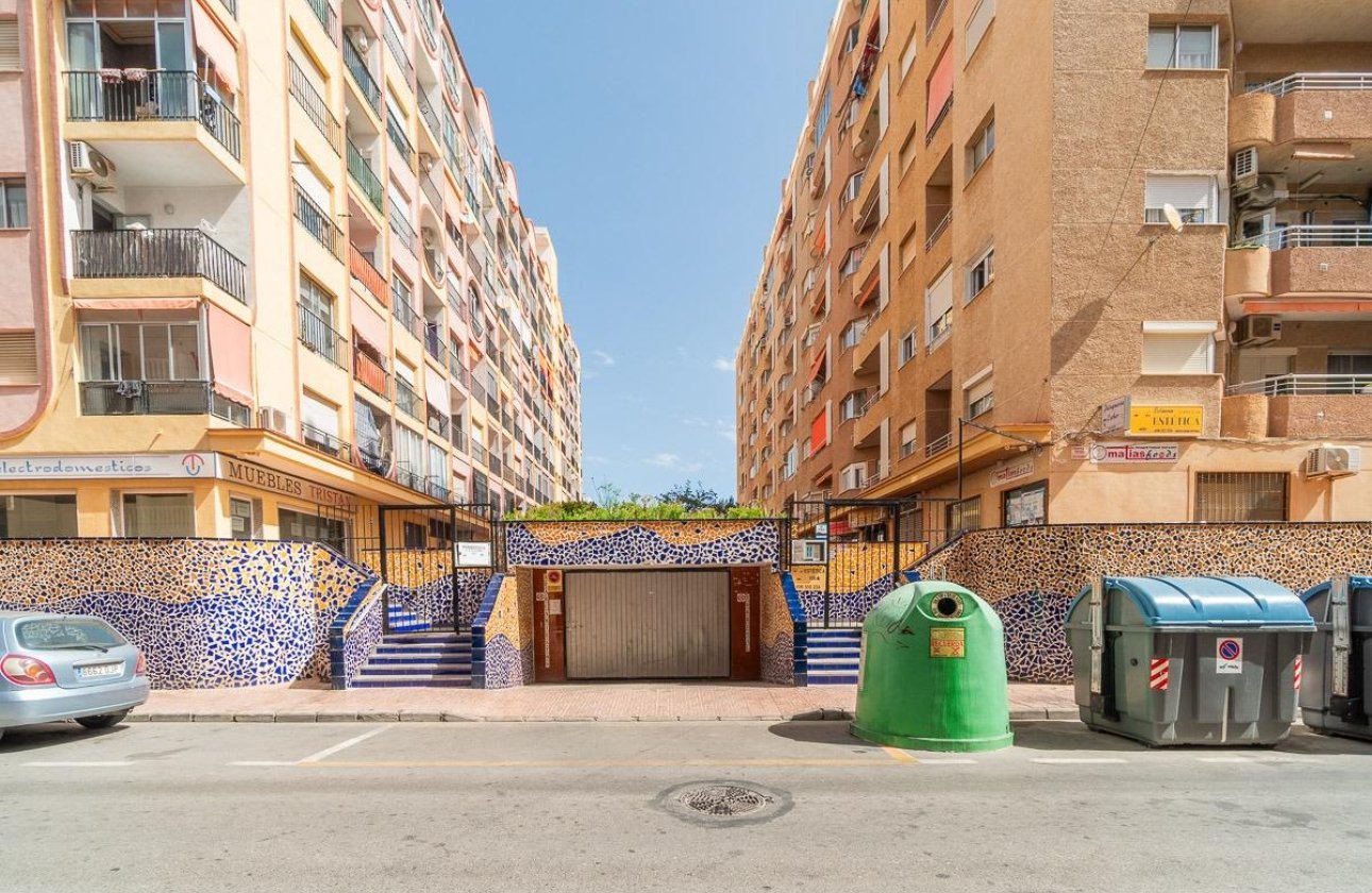 Reventa - Apartamento / piso - Torrevieja - Centro