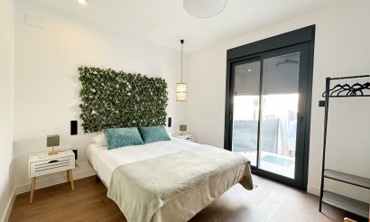 Revente - Maison de ville - Torrevieja