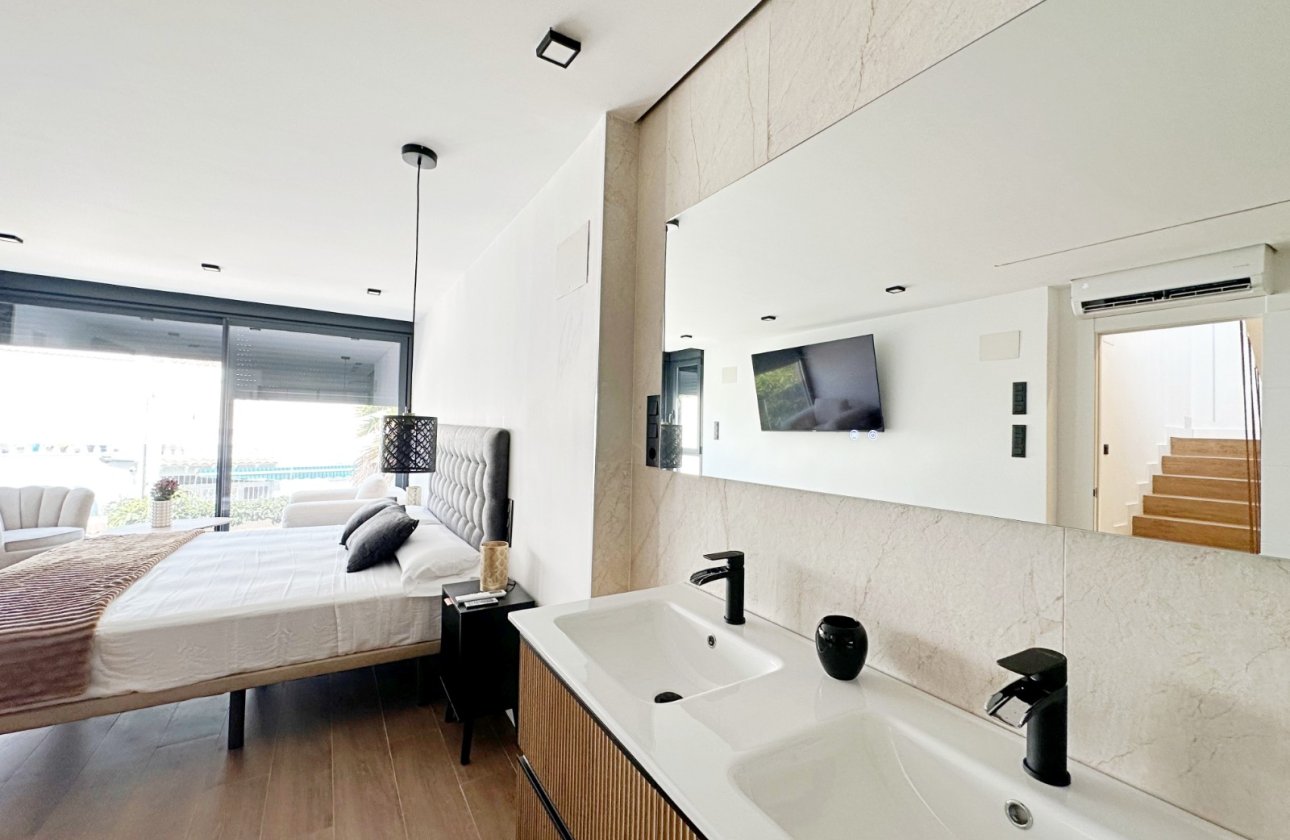 Revente - Maison de ville - Torrevieja
