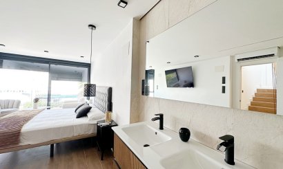 Revente - Maison de ville - Torrevieja