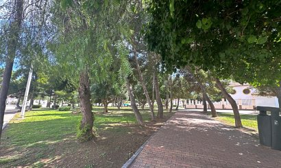 Revente - Maison de ville - Torrevieja