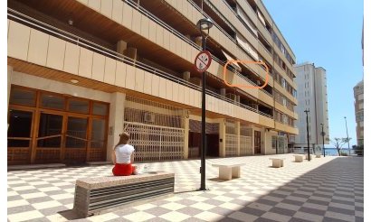 Resale - Apartment / flat - Torrevieja - Playa Acequion