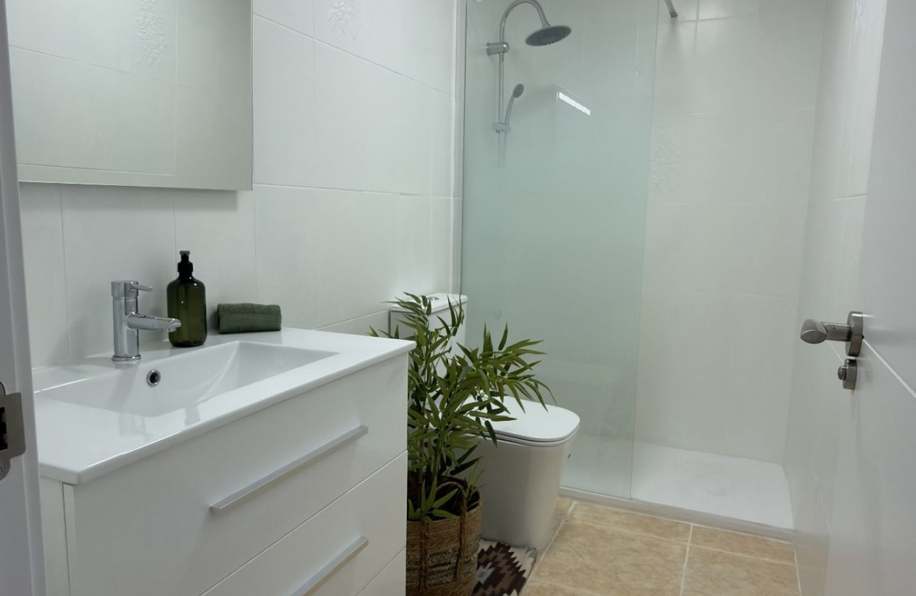 Resale - Apartment / flat - Torrevieja - Curva del Palangre