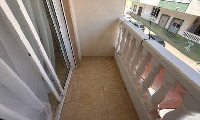 Resale - Apartment / flat - Torrevieja - Curva del Palangre