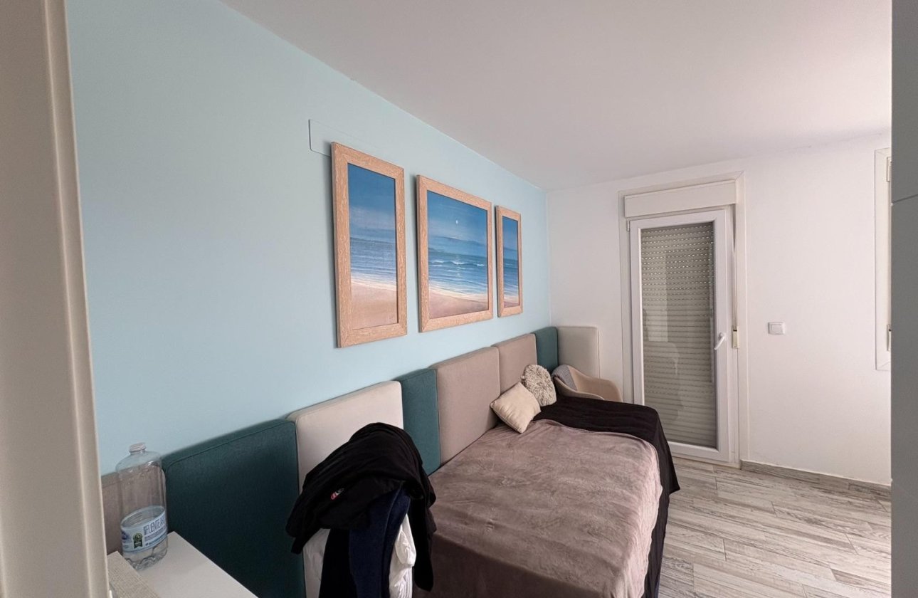 Resale - Villa - Torrevieja - La Siesta