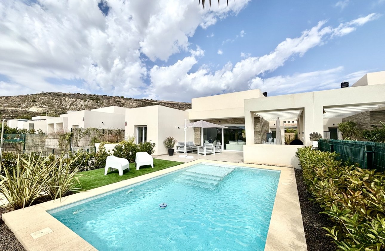 Resale - Villa - Algorfa - La Finca Golf