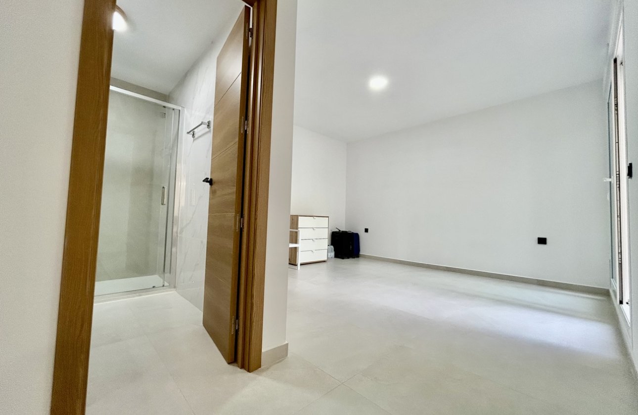 Resale - Villa - Algorfa - La Finca Golf