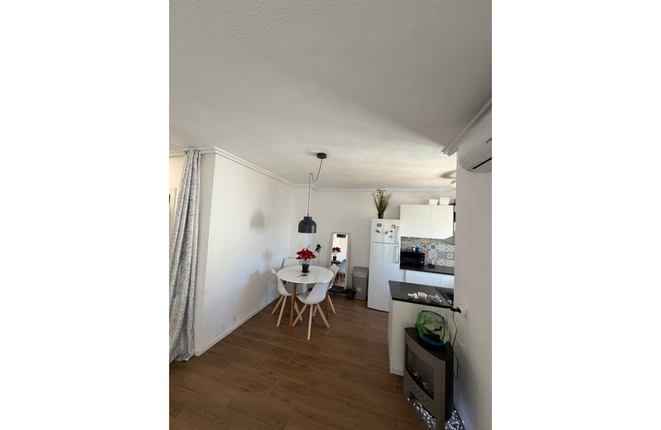 Reventa - Apartamento / piso - Orihuela Costa - Punta Prima