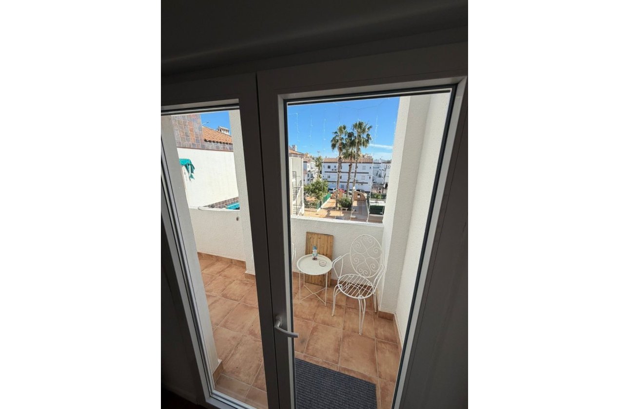 Reventa - Apartamento / piso - Orihuela Costa - Punta Prima