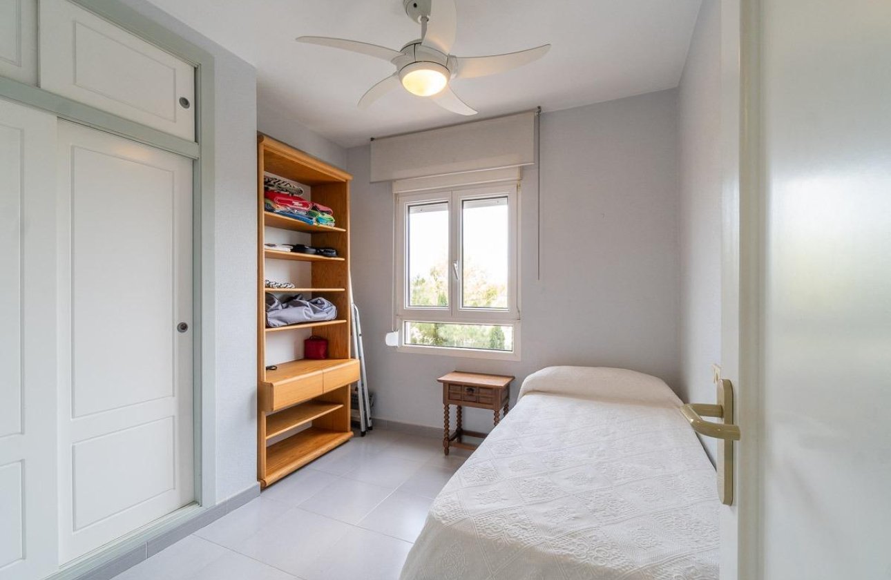 Resale - Apartment / flat - Orihuela Costa - Campoamor