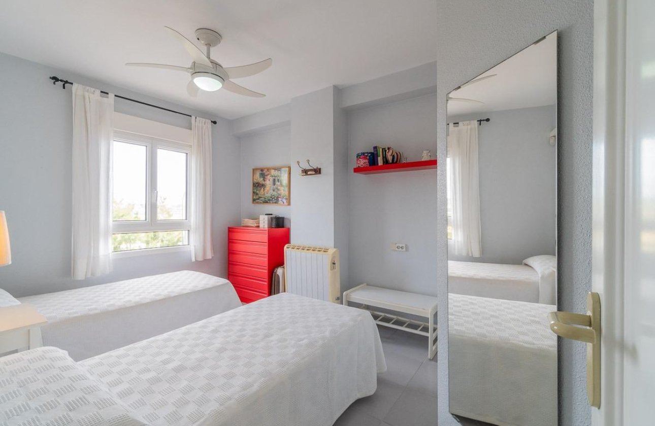 Resale - Apartment / flat - Orihuela Costa - Campoamor