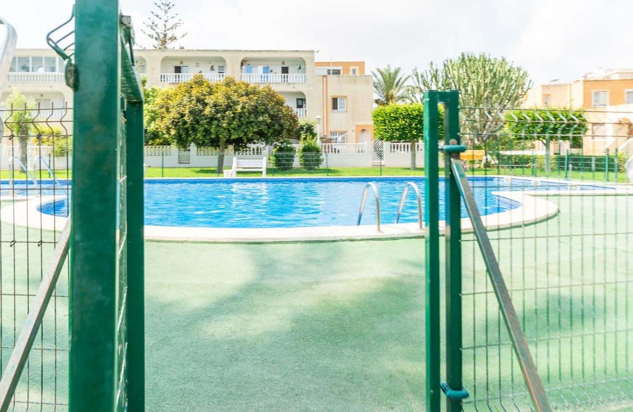 Resale - Apartment / flat - Torrevieja - Torreblanca