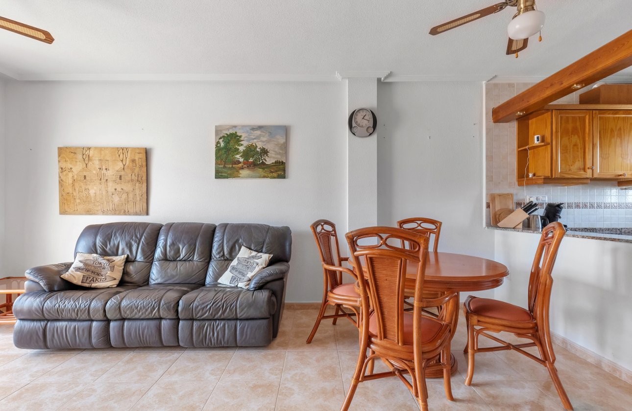 Resale - Apartment / flat - Orihuela - Villamartin