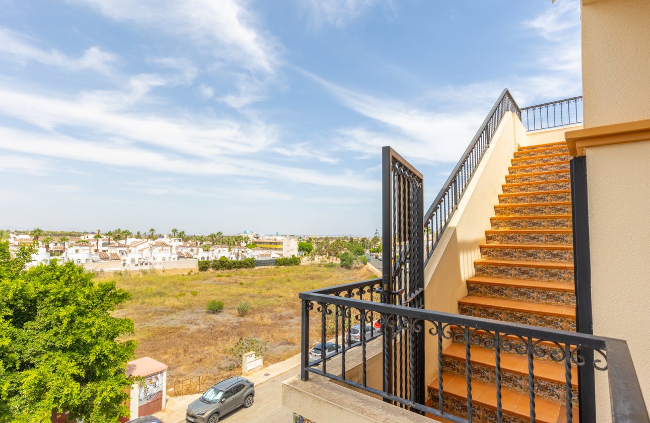 Resale - Apartment / flat - Orihuela - Villamartin