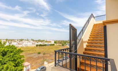 Resale - Apartment / flat - Orihuela - Villamartin
