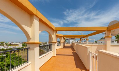 Resale - Apartment / flat - Orihuela - Villamartin