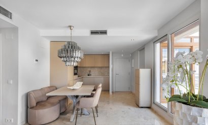 Resale - Apartment / flat - Torrevieja - Punta Prima
