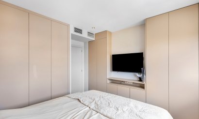 Resale - Apartment / flat - Torrevieja - Punta Prima