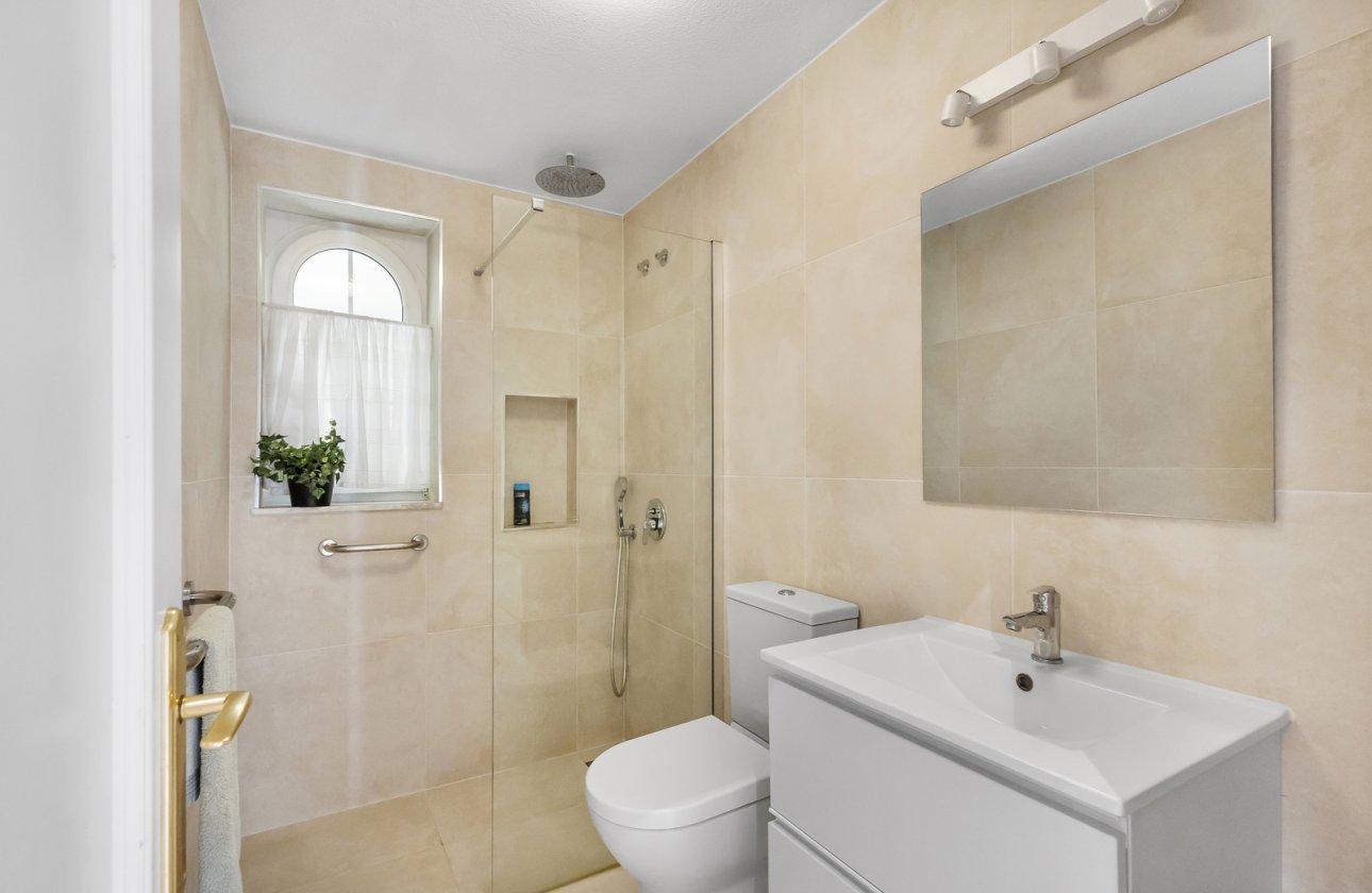 Reventa - Apartamento / piso - Guardamar del Segura