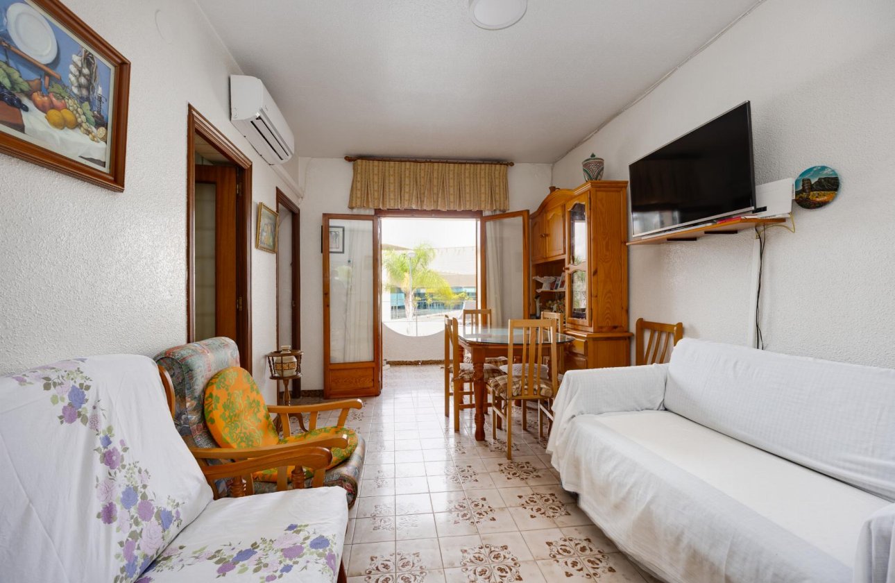 Resale - Bungalow - Torrevieja - Playa del Acequión