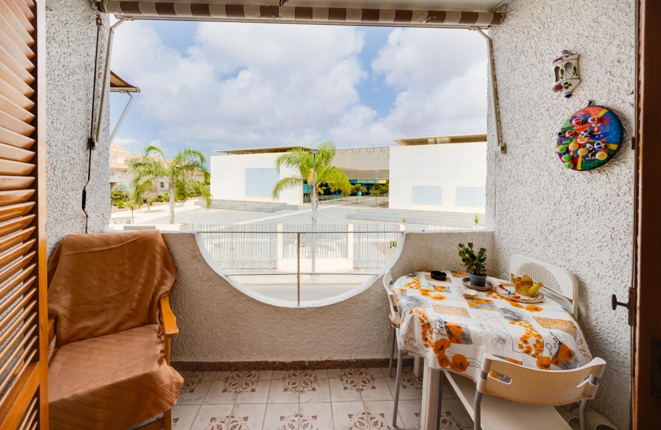 Resale - Bungalow - Torrevieja - Playa del Acequión