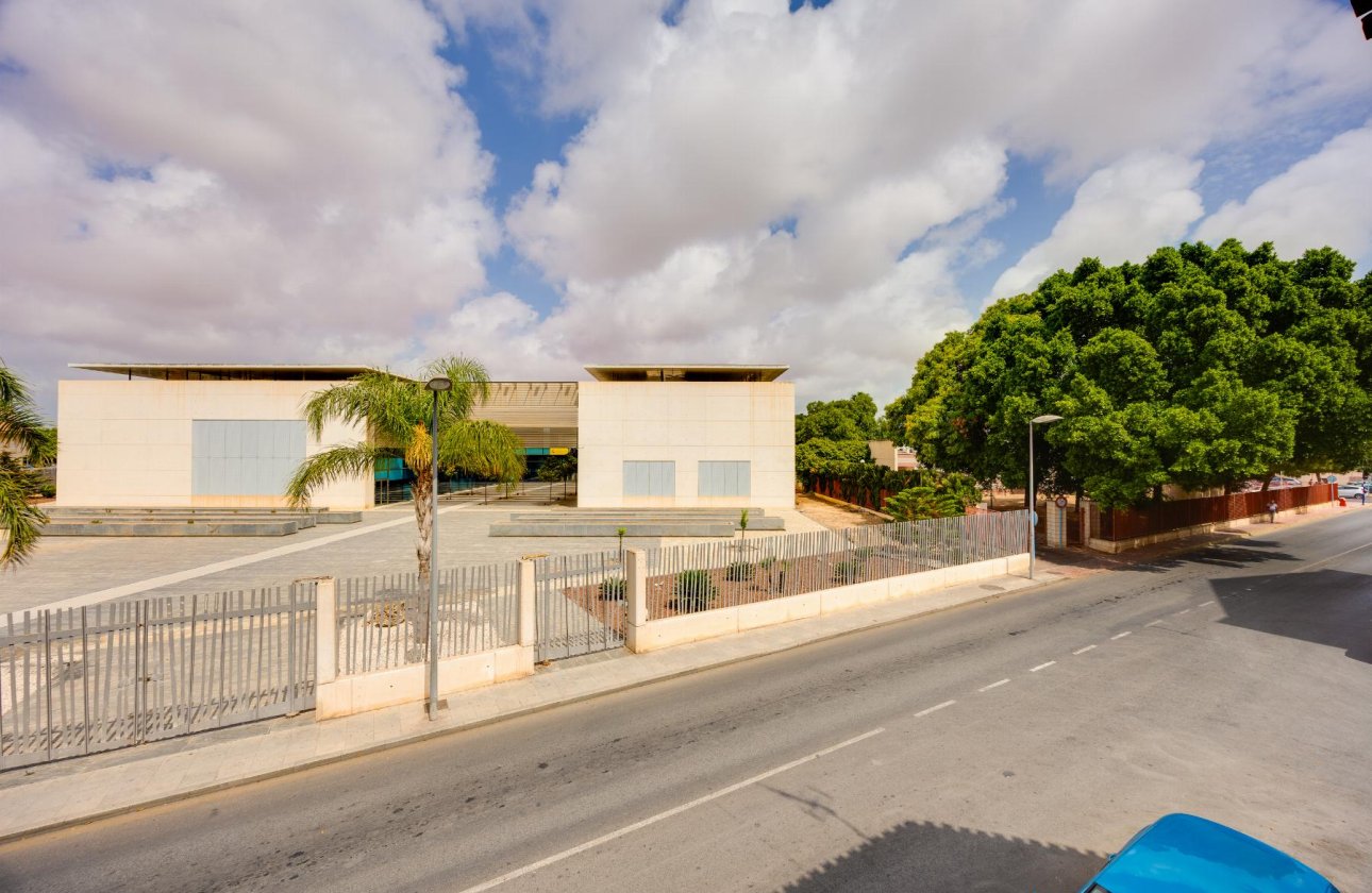 Resale - Bungalow - Torrevieja - Playa del Acequión