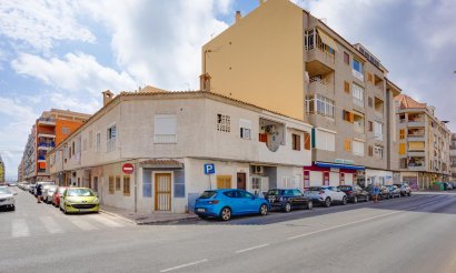 Resale - Bungalow - Torrevieja - Playa del Acequión