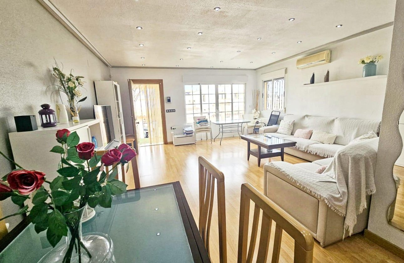 Resale - Villa - Orihuela Costa - Dream Hills