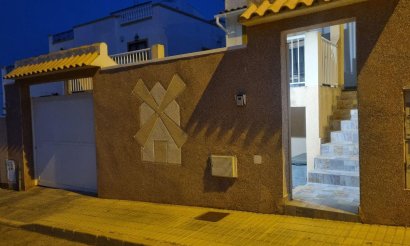 Resale - Villa - Orihuela Costa - Dream Hills