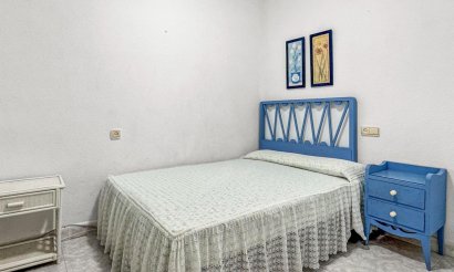 Resale - Apartment / flat - Torrevieja - Playa de los Locos