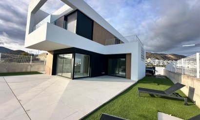 Obra nueva - Villa - Finestrat - Campana Garden